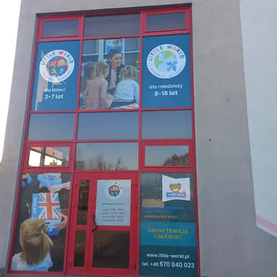 Akademia Językowa Little World